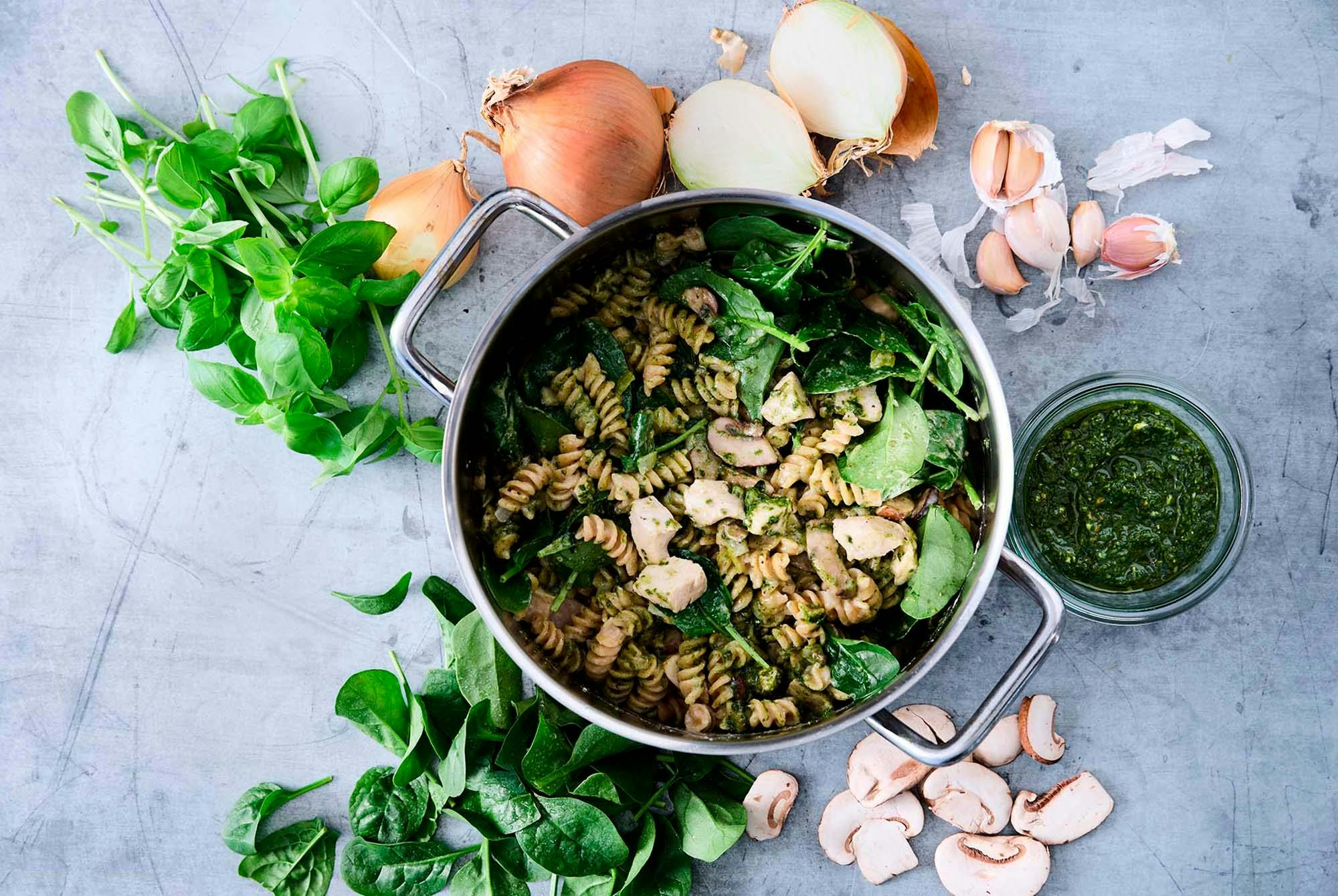 One Pot F 11 Nyttiga Goda Och Enkla Recept H r Iform se one-pot-f-11-nyttiga-goda-och-enkla-recept-h-r-iform-se